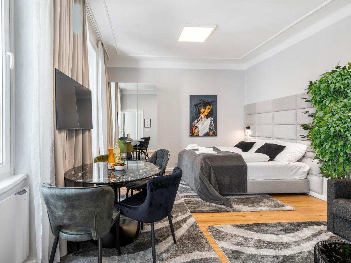 Sky9 Apartments District 3 Vienna Exterior photo
